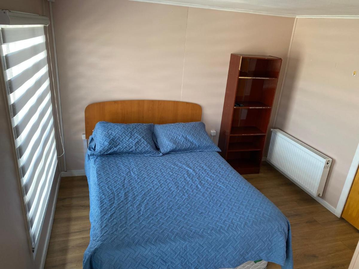 بويرتو ناتالز World'S End Hostal المظهر الخارجي الصورة