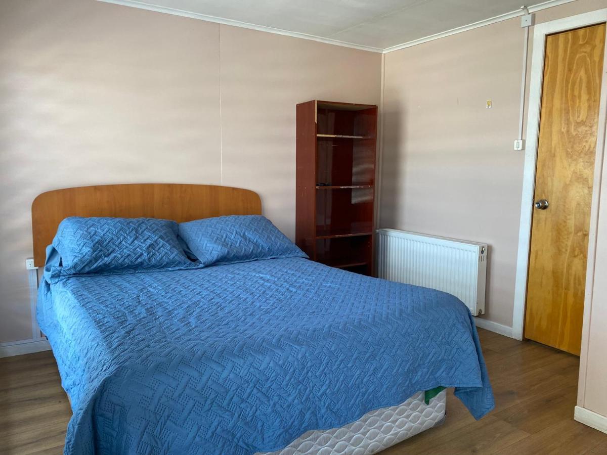 بويرتو ناتالز World'S End Hostal المظهر الخارجي الصورة