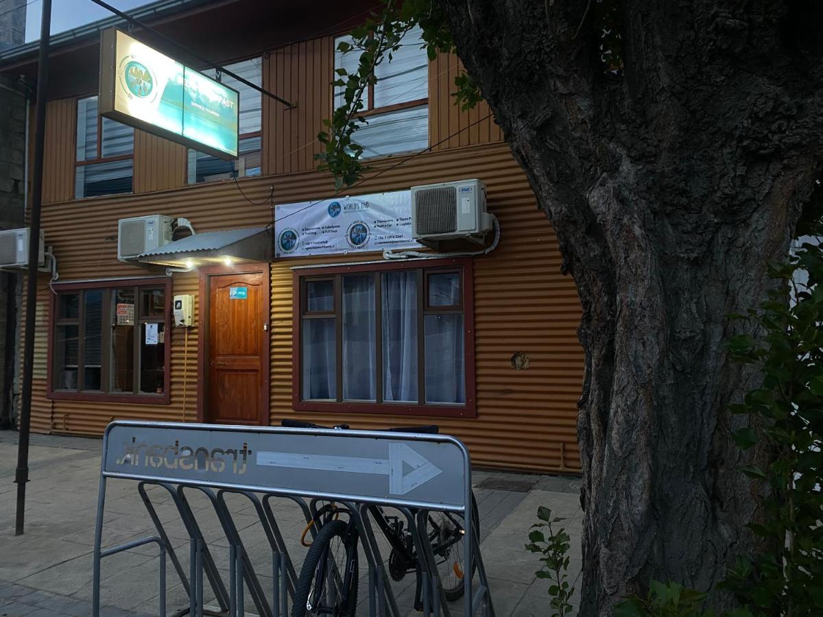 بويرتو ناتالز World'S End Hostal المظهر الخارجي الصورة