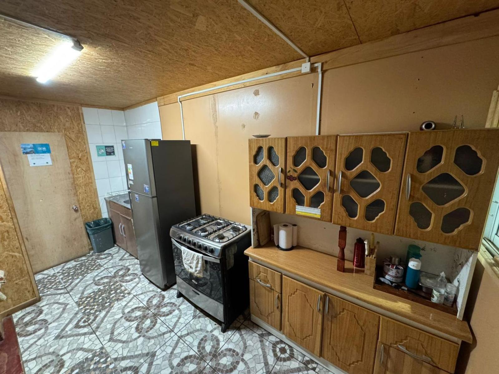بويرتو ناتالز World'S End Hostal المظهر الخارجي الصورة